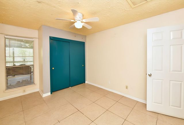 19211 Lazy Valley Drive, Katy, TX 77449
