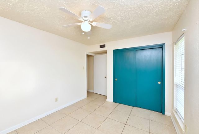 19211 Lazy Valley Drive, Katy, TX 77449