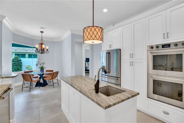 9205 Spring Time Drive, Vero Beach, FL 32963