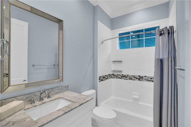 9205 Spring Time Drive, Vero Beach, FL 32963