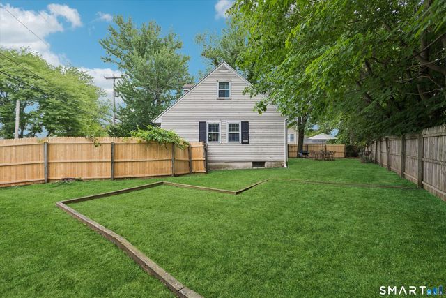 781 Tunxis Hill Road, Fairfield, CT 06824