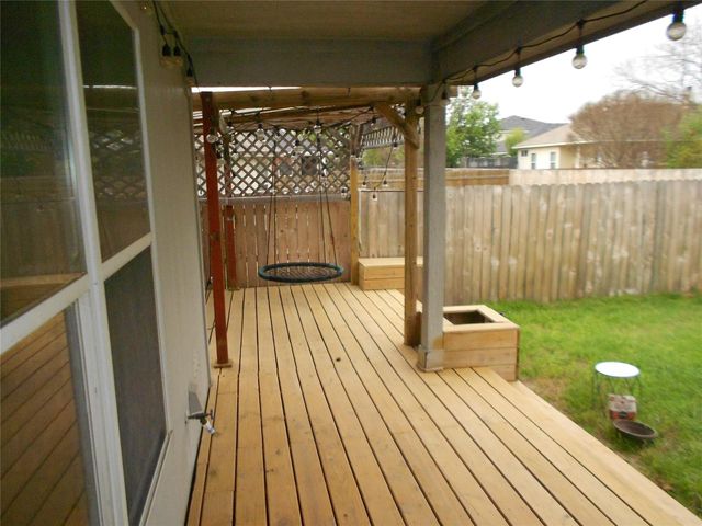 701 Los Robles RD, Leander, TX 78641