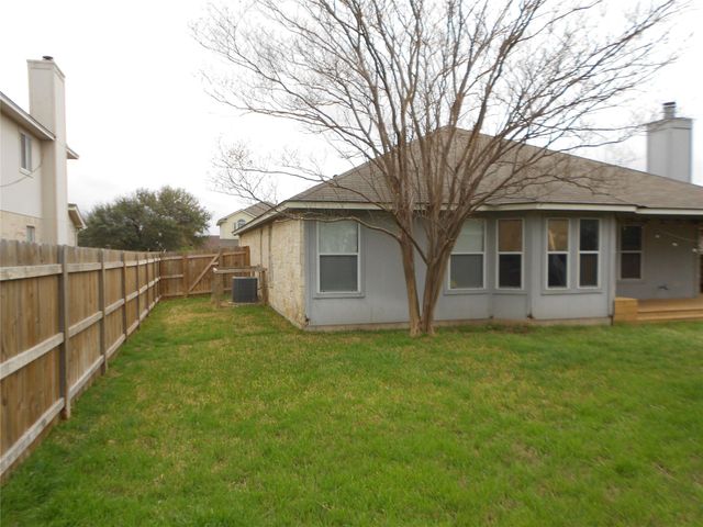 701 Los Robles RD, Leander, TX 78641