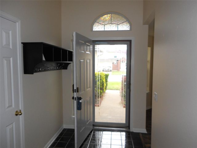 701 Los Robles RD, Leander, TX 78641