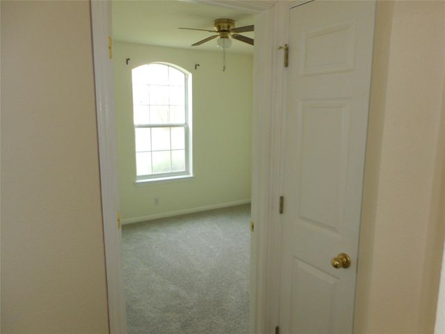 701 Los Robles RD, Leander, TX 78641