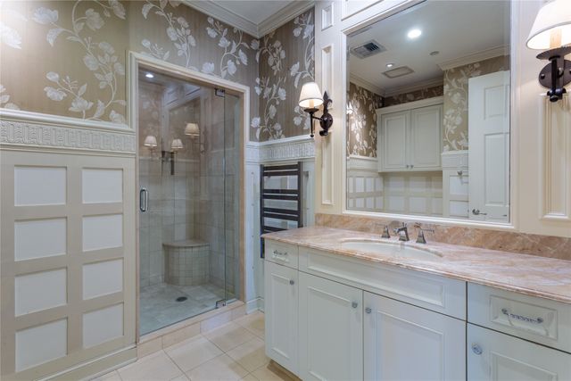 2525 N PEARL Street 903, Dallas, TX 75201