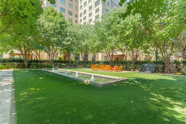 2525 N PEARL Street 903, Dallas, TX 75201