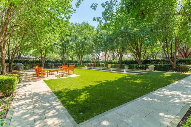 2525 N PEARL Street 903, Dallas, TX 75201