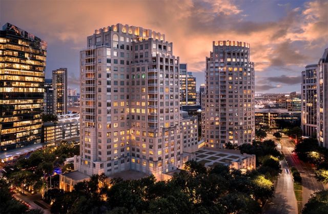 2525 N PEARL Street 903, Dallas, TX 75201