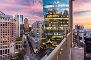 2525 N PEARL Street 903, Dallas, TX 75201