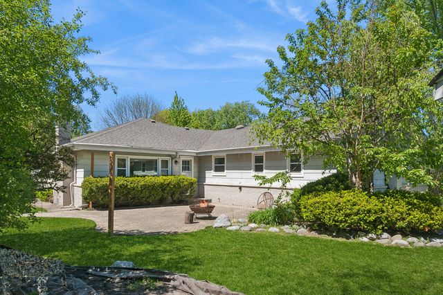 1663 Longvalley Drive, Northbrook, IL 60062