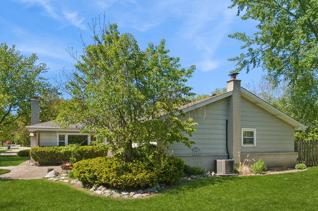 1663 Longvalley Drive, Northbrook, IL 60062
