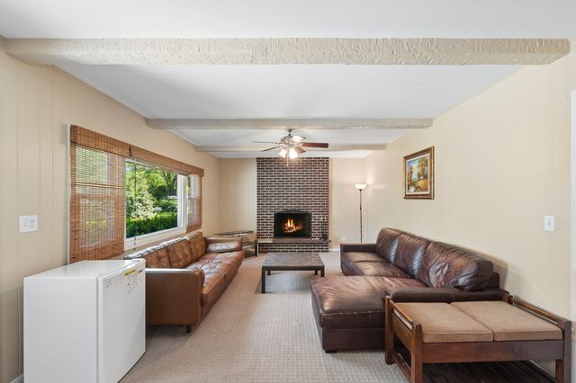 1663 Longvalley Drive, Northbrook, IL 60062
