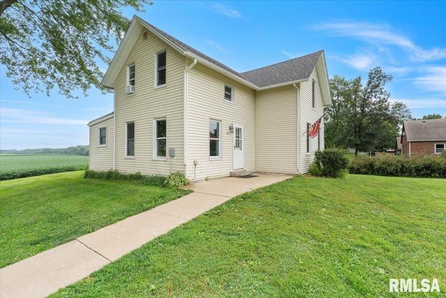 301 N 1ST Street, Long Grove, IA 52756
