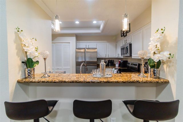 2922 Shadow Trail Drive, Houston, TX 77082