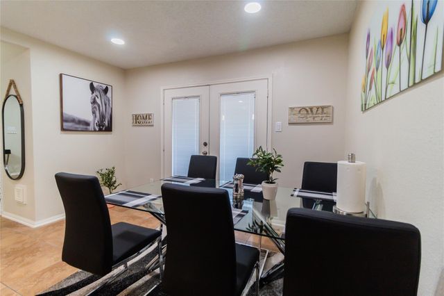 2922 Shadow Trail Drive, Houston, TX 77082