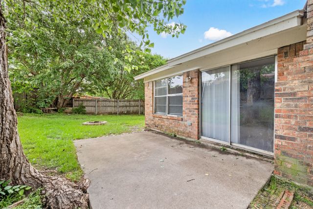 6333 Scott Court, Watauga, TX 76148