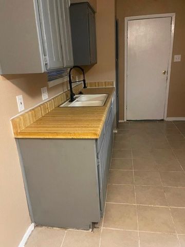 6333 Scott Court, Watauga, TX 76148