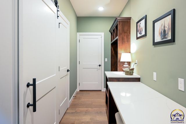 4319 SE Stone Ledge DR, Topeka, KS 66609