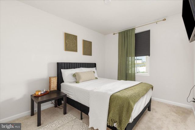 130 CALAIS PL, Hedgesville, WV 25427