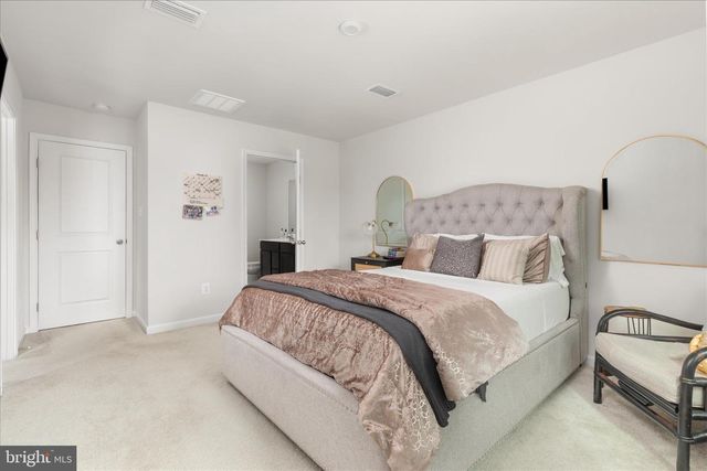 130 CALAIS PL, Hedgesville, WV 25427