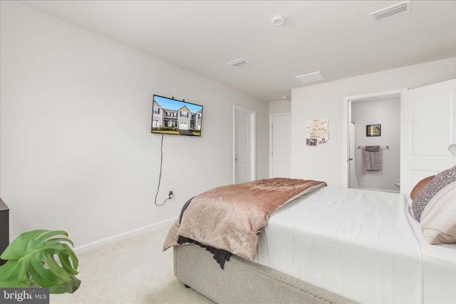 130 CALAIS PL, Hedgesville, WV 25427