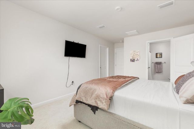 130 CALAIS PL, Hedgesville, WV 25427