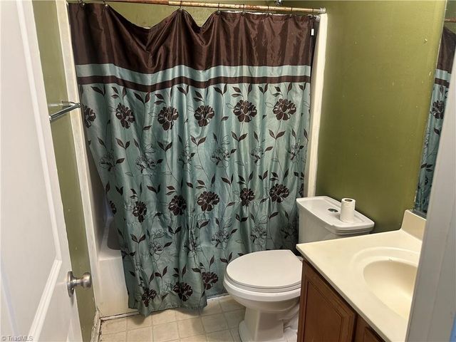 2010 Blue Rock Court, Greensboro, NC 27405