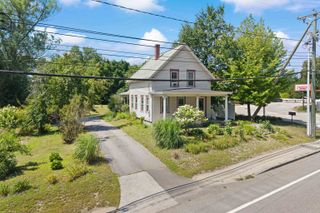 114 Londonderry Turnpike, Manchester, NH 03104