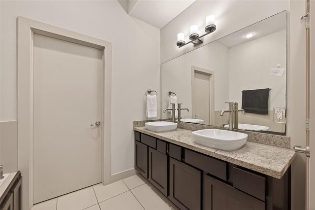 1620 Mcdonald Street, Houston, TX 77007