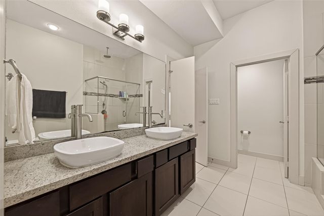 1620 Mcdonald Street, Houston, TX 77007
