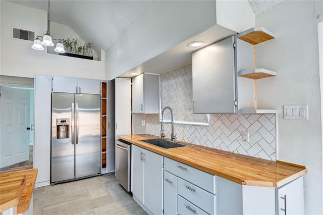 2603 Lazy Spring Court, Missouri City, TX 77489