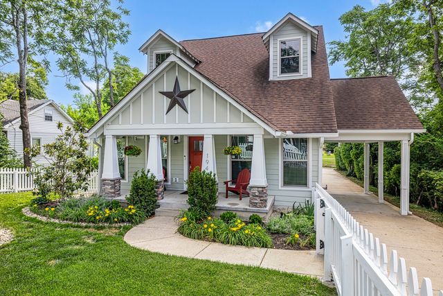194 37th Ave, N, Nashville, TN 37209
