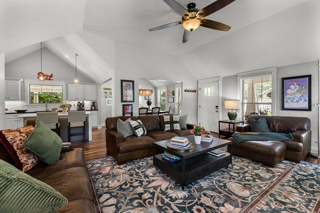 194 37th Ave, N, Nashville, TN 37209