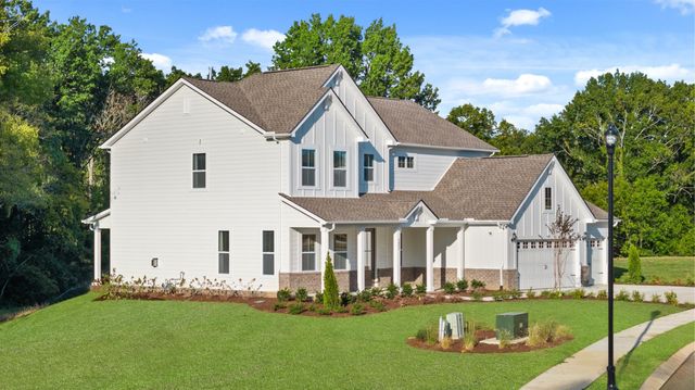 2451 Williams Ridge Dr, Columbia, TN 38401