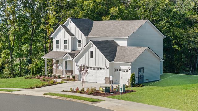 2451 Williams Ridge Dr, Columbia, TN 38401