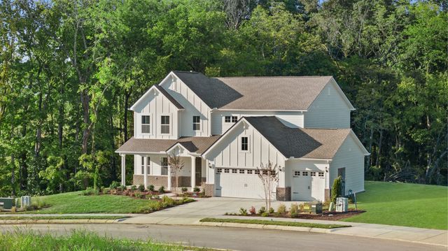 2451 Williams Ridge Dr, Columbia, TN 38401