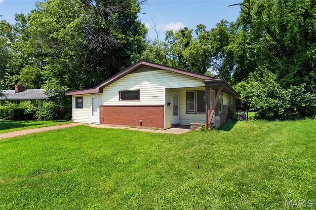 9955 Lanier Drive, Moline Acres, MO 63136