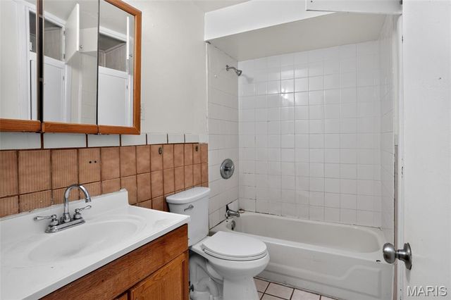 9955 Lanier Drive, Moline Acres, MO 63136