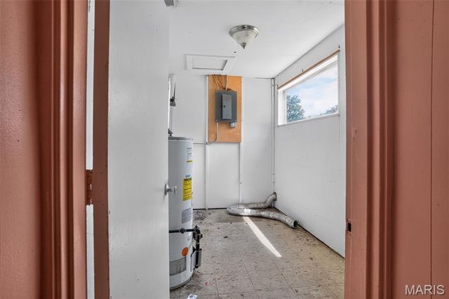 9955 Lanier Drive, Moline Acres, MO 63136
