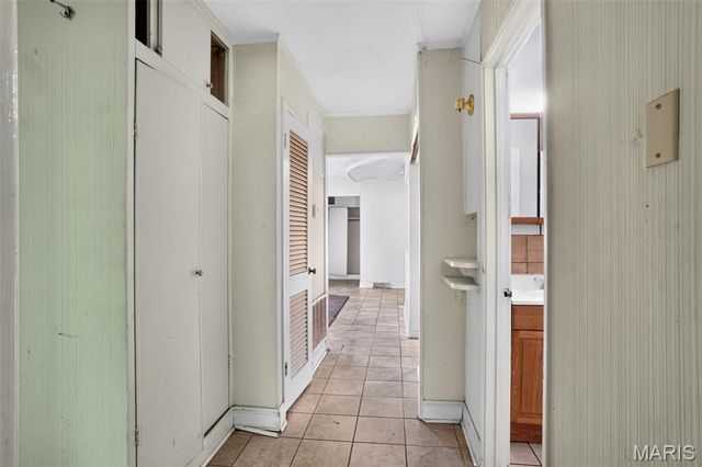 9955 Lanier Drive, Moline Acres, MO 63136