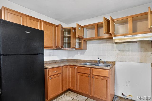 9955 Lanier Drive, Moline Acres, MO 63136