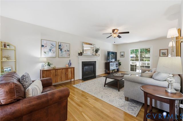 1536 Laurel Top Dr, Midlothian, VA 23114