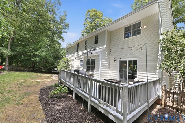 1536 Laurel Top Dr, Midlothian, VA 23114