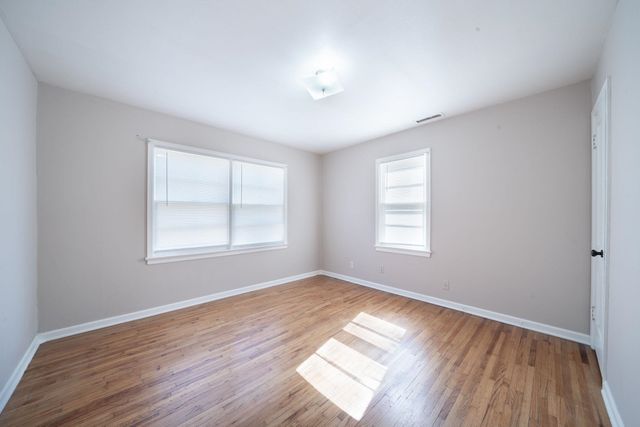 2743 S Greenwood St, Wichita, KS 67216