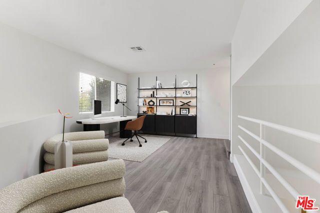 2550 S Centinela Avenue 106, Los Angeles, CA 90064