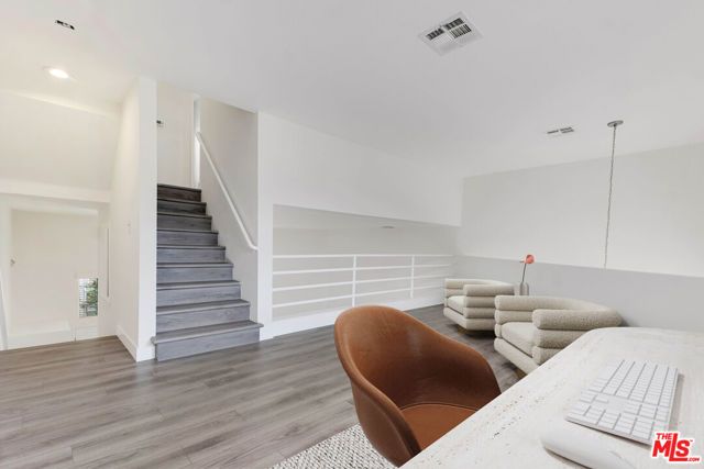 2550 S Centinela Avenue 106, Los Angeles, CA 90064