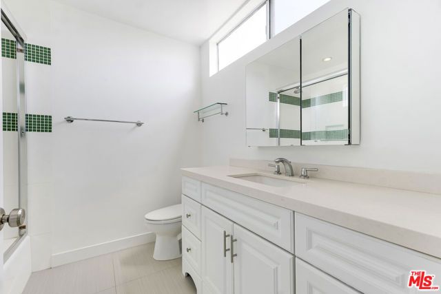2550 S Centinela Avenue 106, Los Angeles, CA 90064