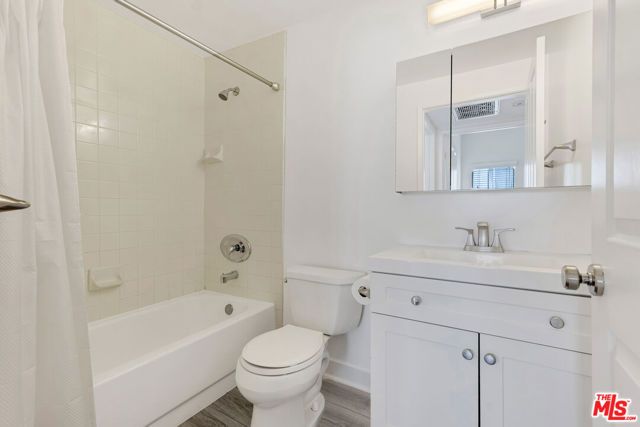 2550 S Centinela Avenue 106, Los Angeles, CA 90064
