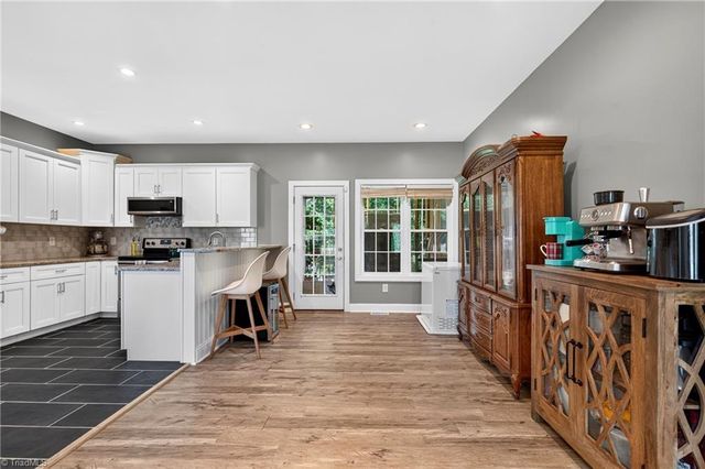 4351 Bowman Avenue, Randleman, NC 27317